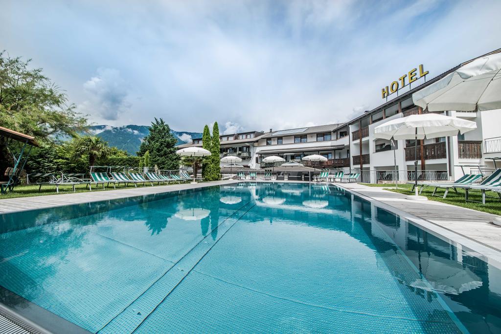Hotel Foerstlerhof Postal / Burgstall Exterior foto